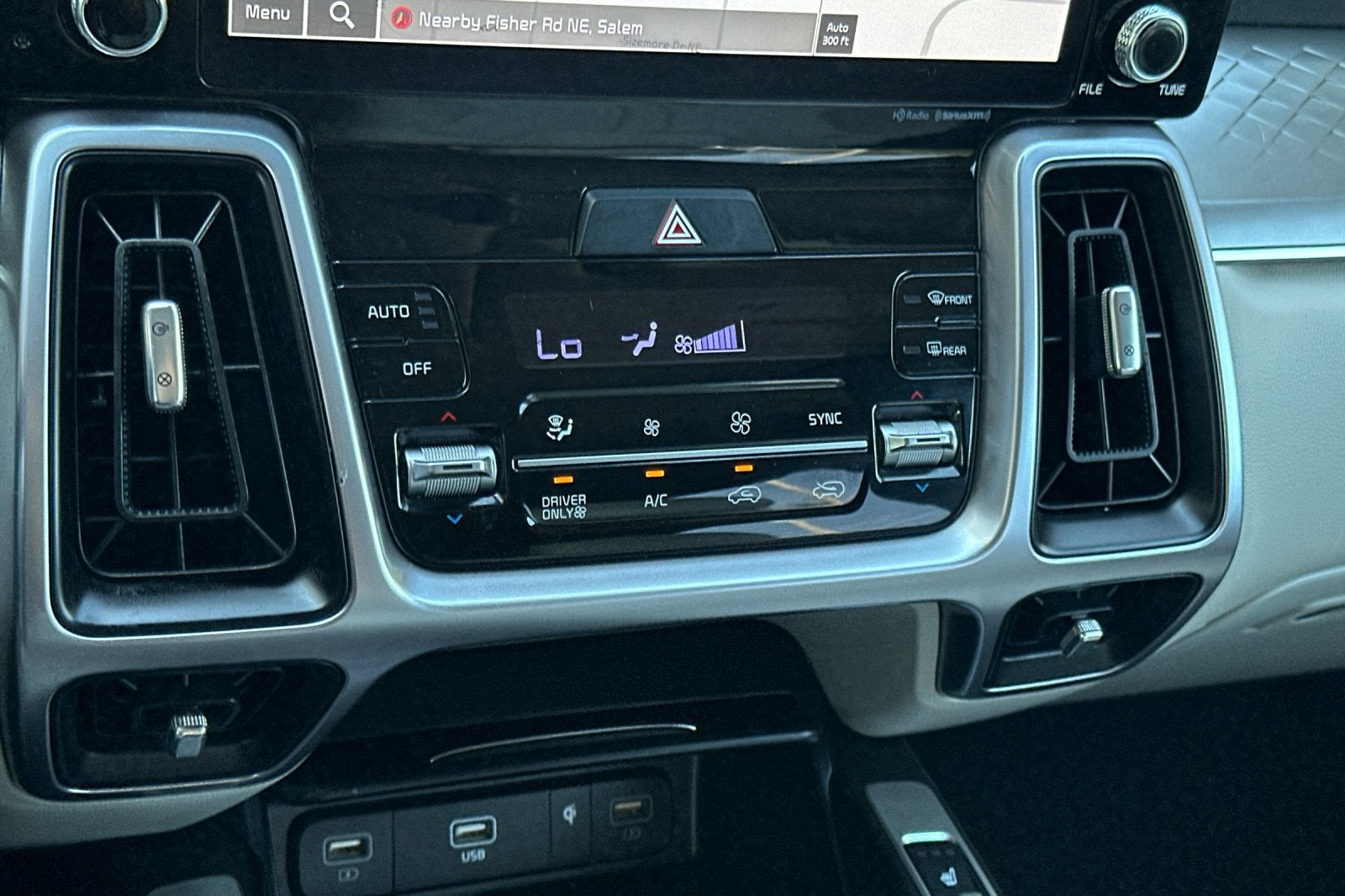 2023 Kia Sorento Hybrid EX