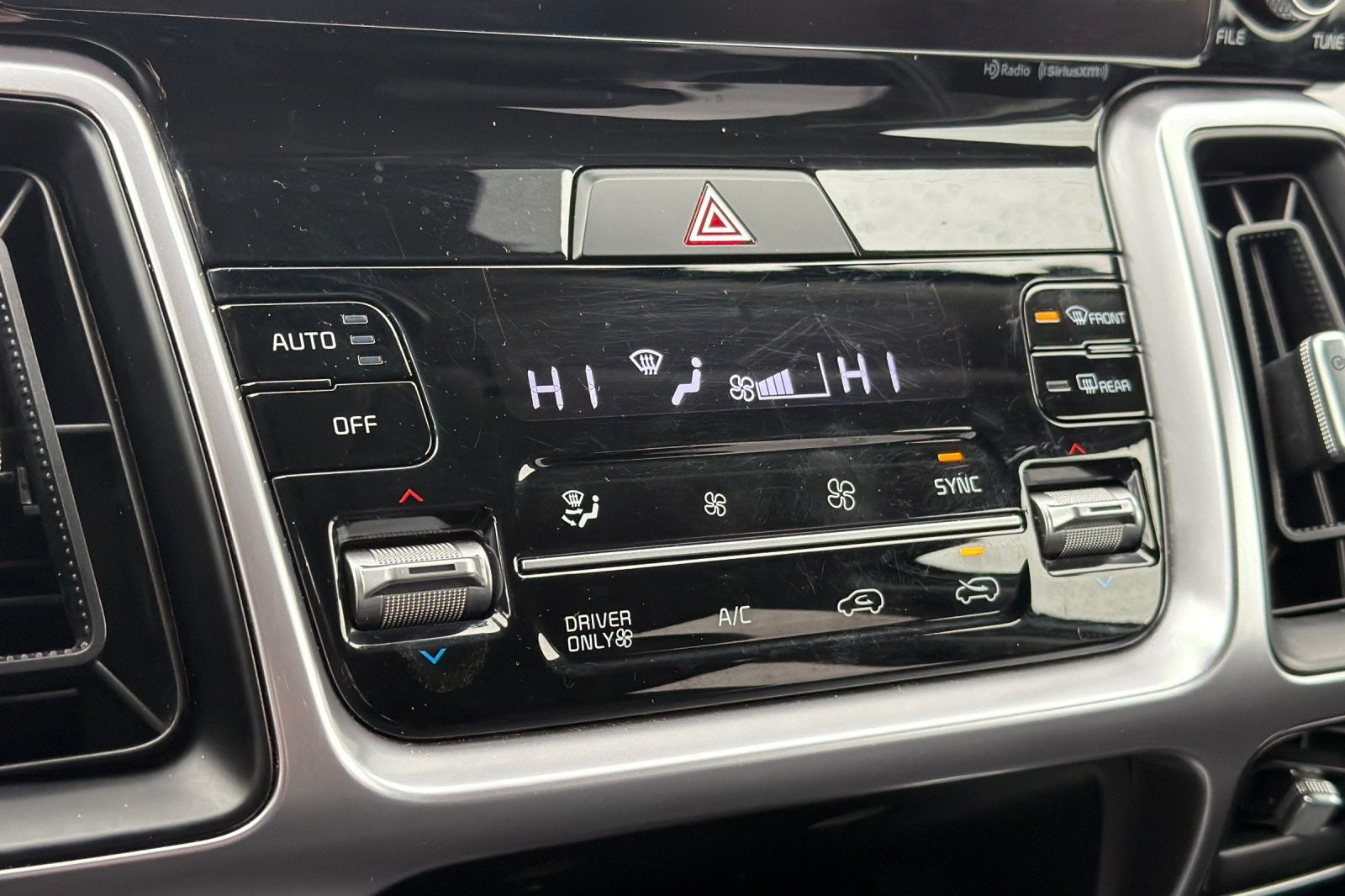 2023 Kia Sorento Hybrid EX