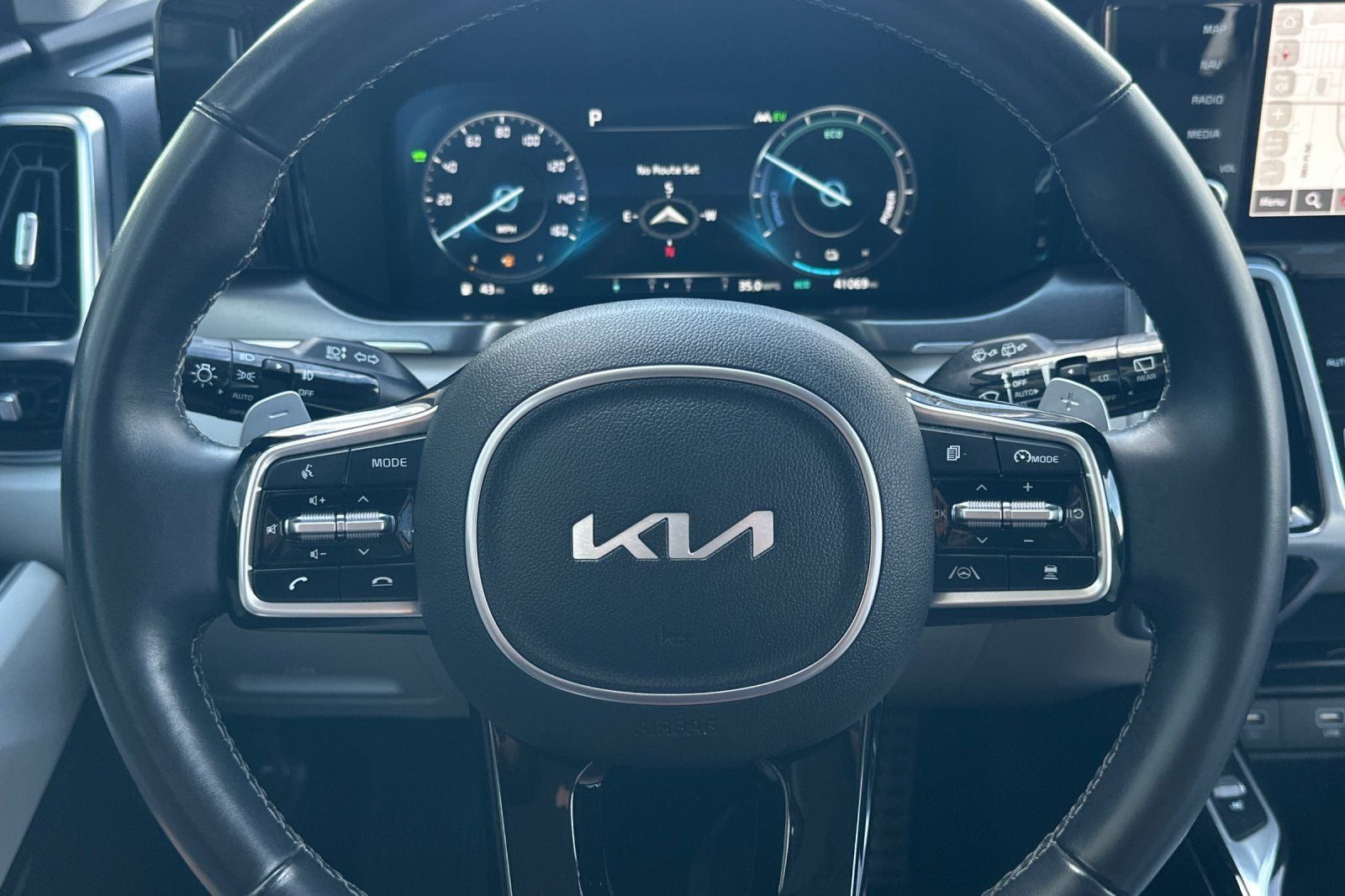2023 Kia Sorento Hybrid SX Prestige