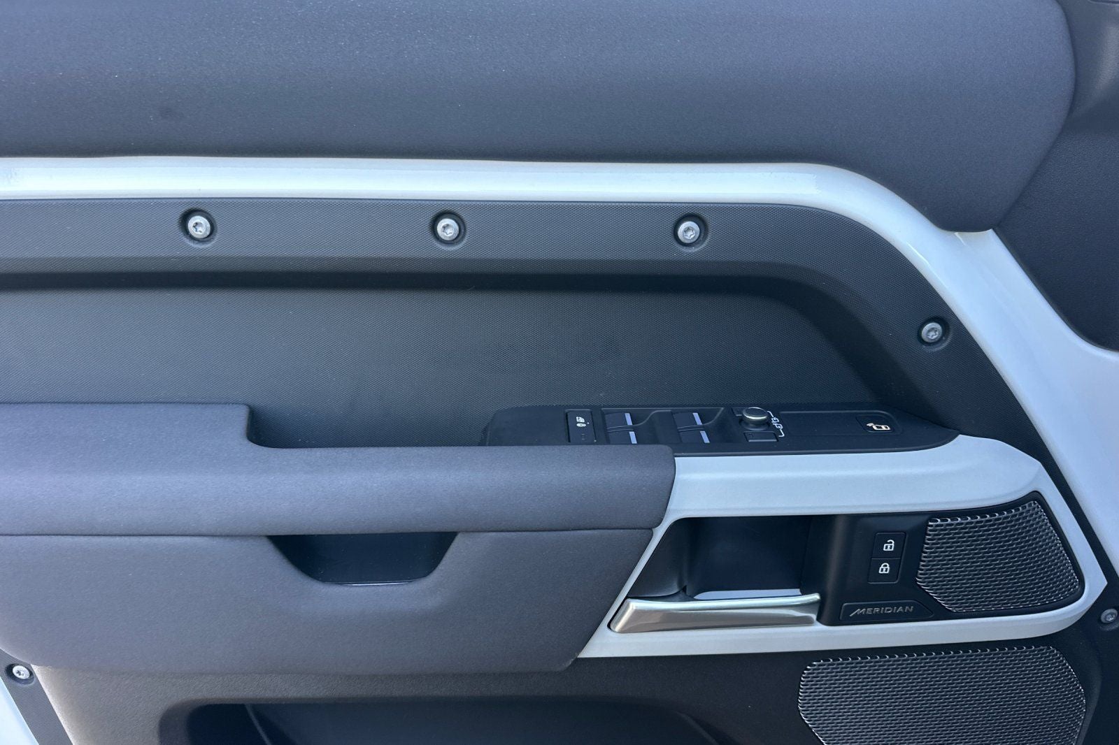 2022 Land Rover Defender 110 S