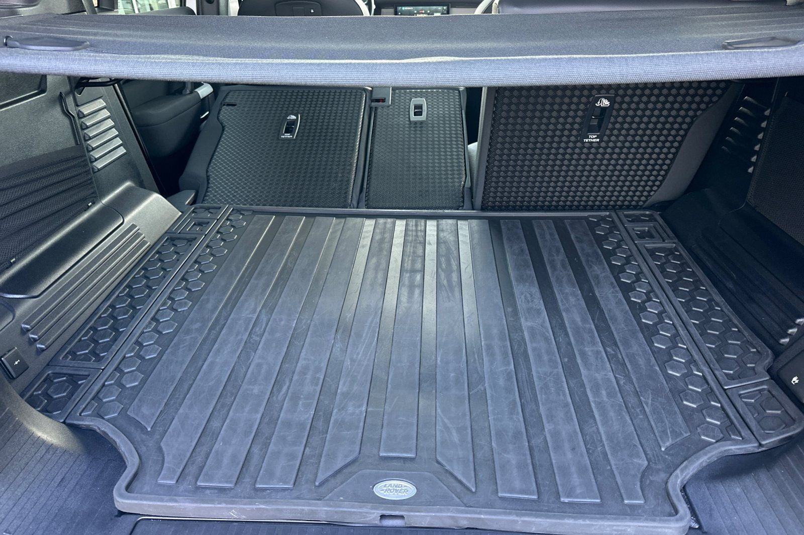 2022 Land Rover Defender 110 S