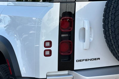 2022 Land Rover Defender 110 S