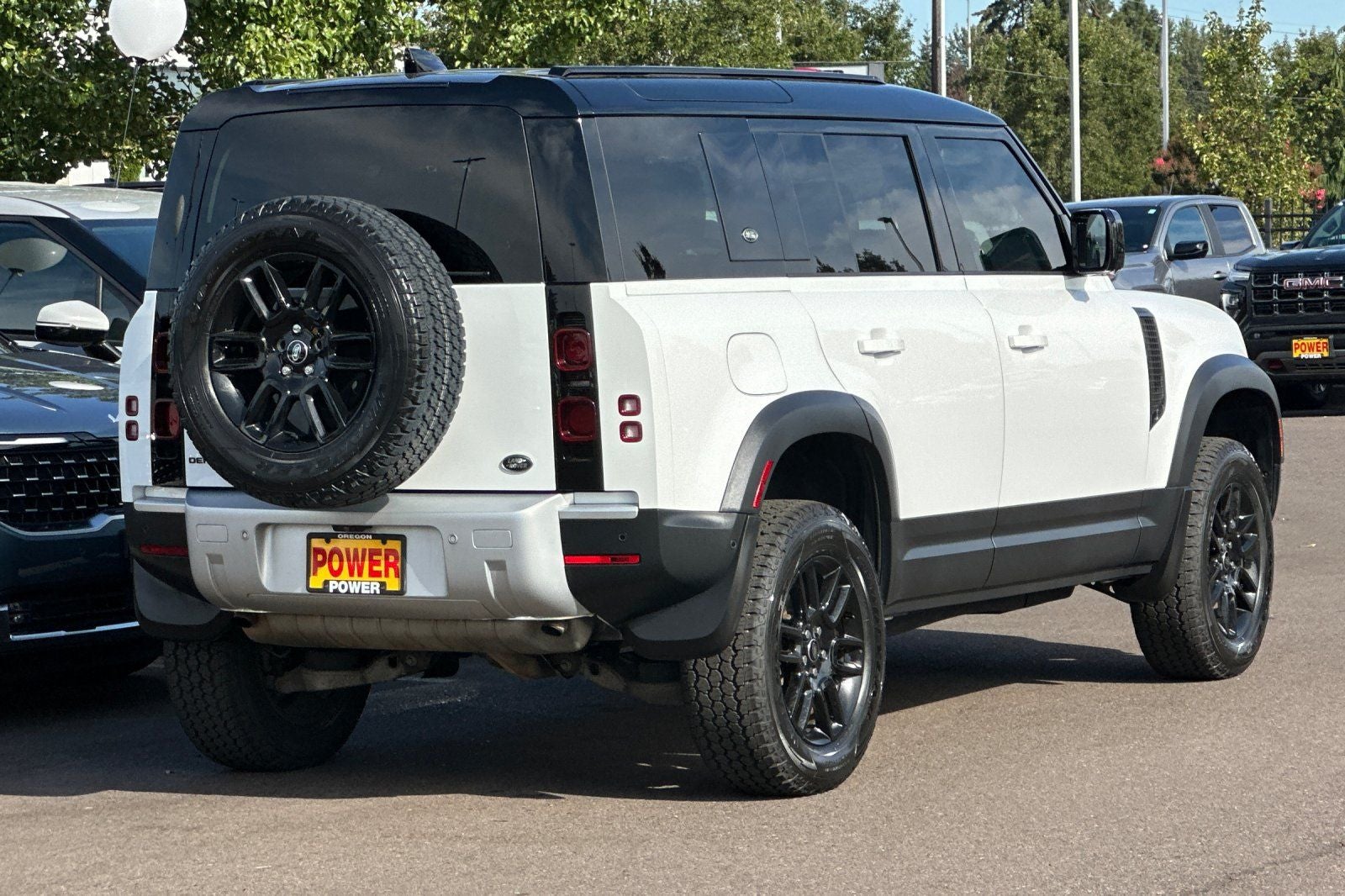 2022 Land Rover Defender 110 S