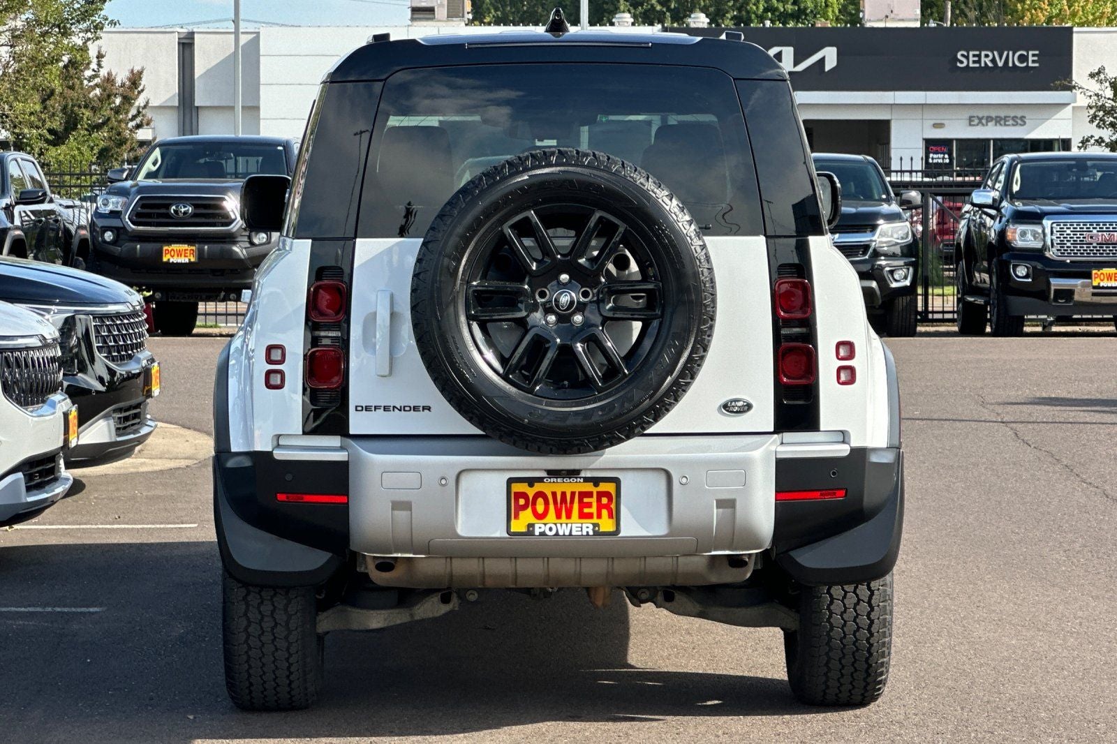 2022 Land Rover Defender 110 S