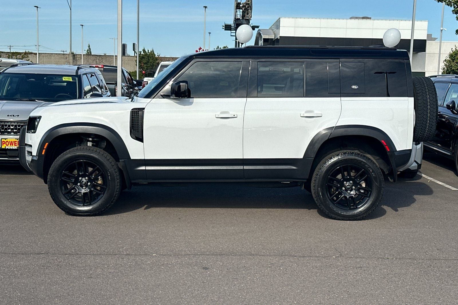 2022 Land Rover Defender 110 S