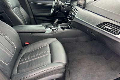 2023 BMW 5 Series M550i xDrive