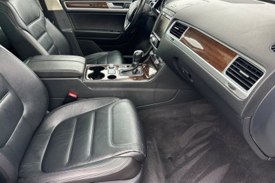 2015 Volkswagen Touareg V6 Lux 4Motion