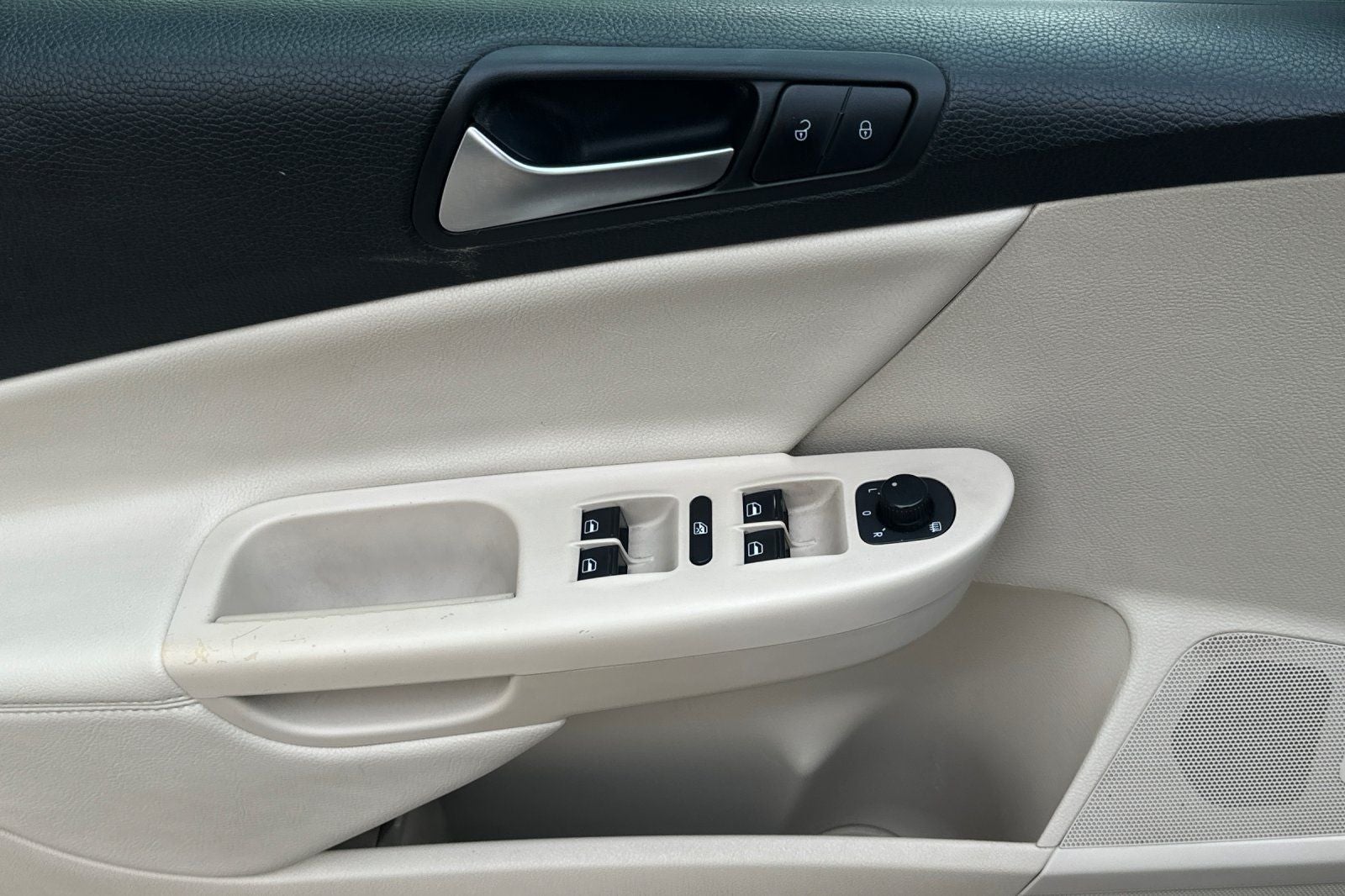 2010 Volkswagen Passat Komfort