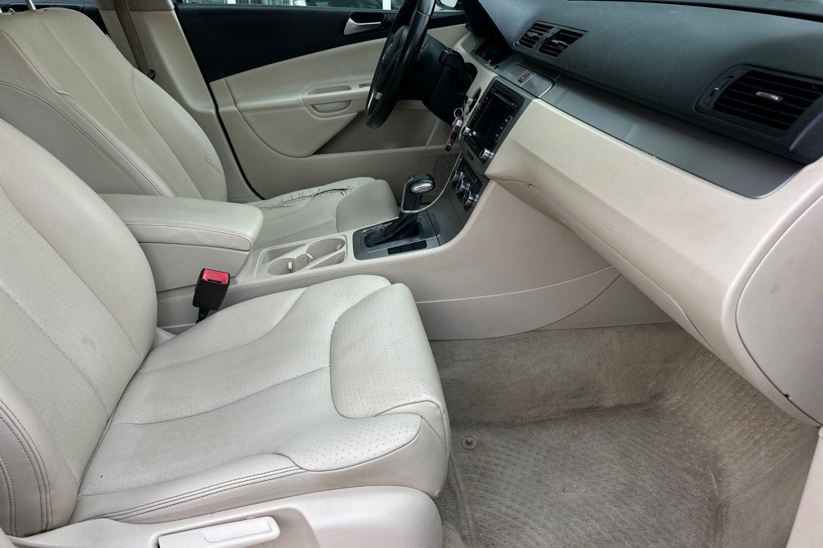 2010 Volkswagen Passat Komfort