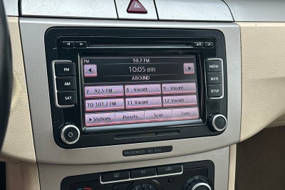2010 Volkswagen Passat Komfort
