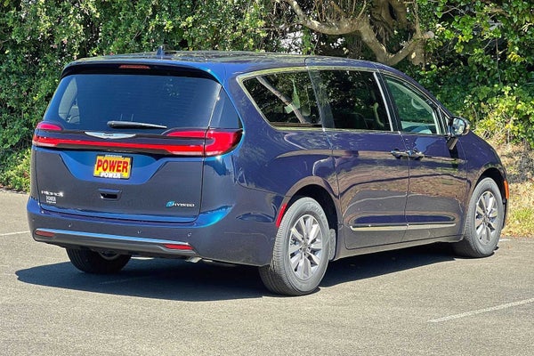 2023 Chrysler Pacifica Plug-In Hybrid PACIFICA PLUG-IN HYBRID LIMITED in Sublimity, OR - Power Auto Group